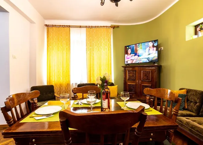 Solis M - Cosy Old Town Home With Ac Near The Beach And Harbour Private Entrance