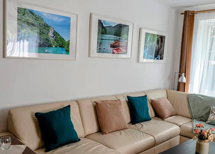 Cosy Central Hideaway Home