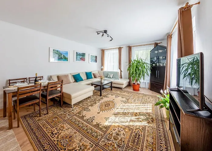 Cosy Central Hideaway Home